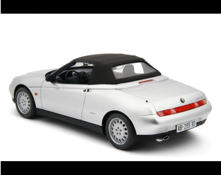 Alfa Romeo Spider 2.0 T.Spark 16V 1995 GRIGIO CHIARO MET. Laudoracing 1:18 Resinemodell (Türen, Motorhaube... nicht zu öffnen!)